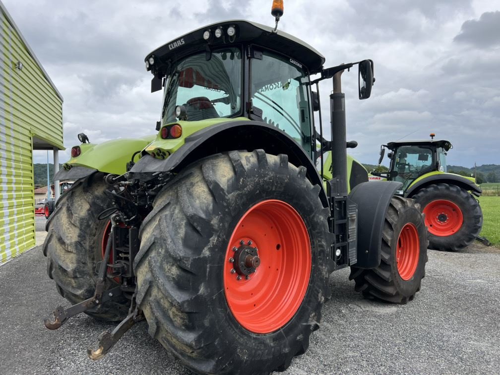 Traktor du type CLAAS AXION 820 CIS, Gebrauchtmaschine en Aubiet (Photo 5)