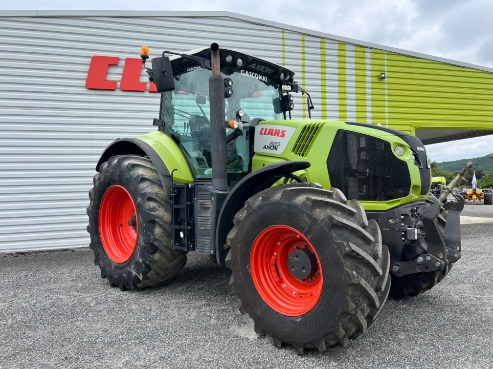 Traktor des Typs CLAAS AXION 820 CIS, Gebrauchtmaschine in SAINT GAUDENS (Bild 1)