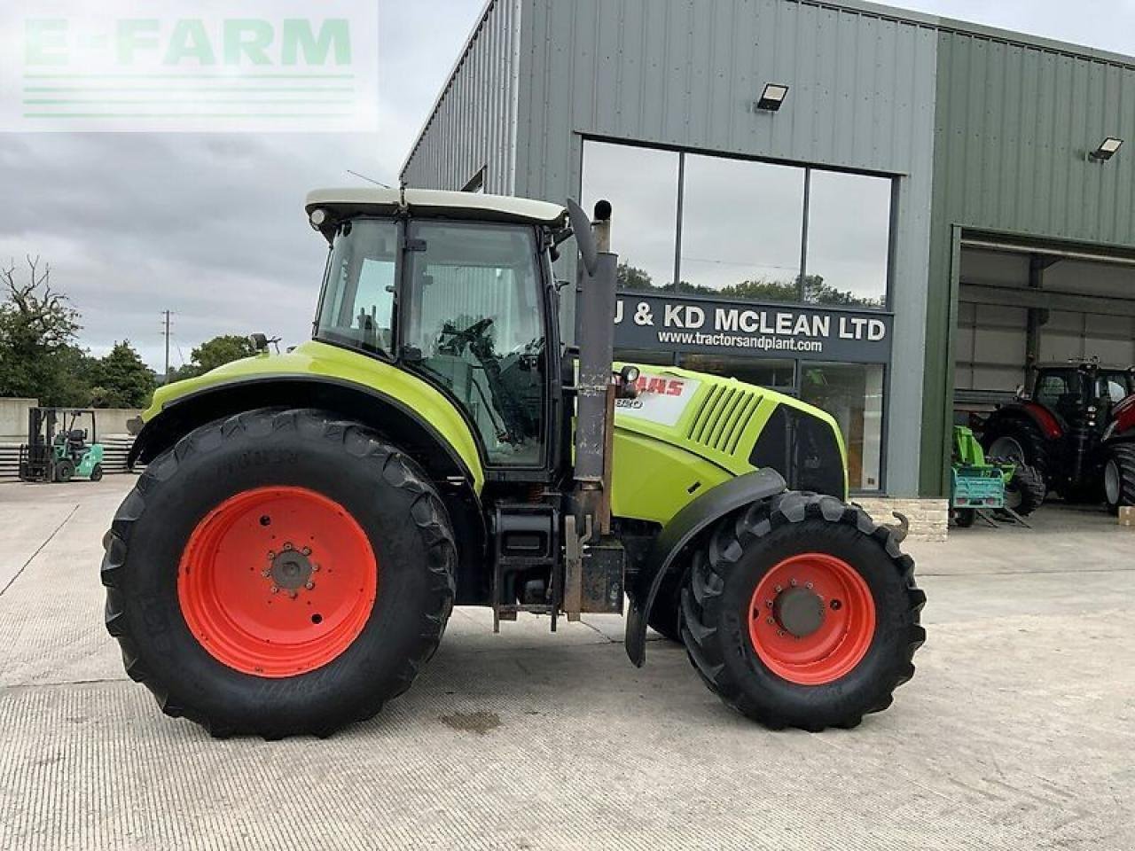 Traktor van het type CLAAS axion 820 tractor (st20874), Gebrauchtmaschine in SHAFTESBURY (Foto 1)