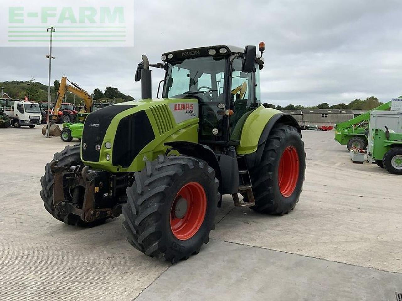 Traktor van het type CLAAS axion 820 tractor (st20874), Gebrauchtmaschine in SHAFTESBURY (Foto 4)