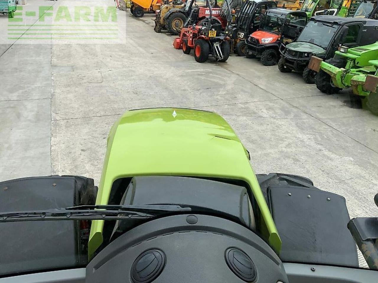 Traktor van het type CLAAS axion 820 tractor (st20874), Gebrauchtmaschine in SHAFTESBURY (Foto 23)