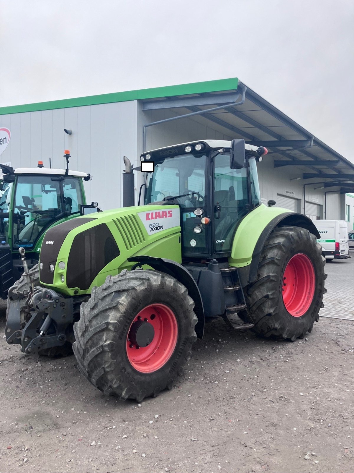 Traktor del tipo CLAAS Axion 820, Gebrauchtmaschine en Lohe-Rickelshof (Imagen 2)