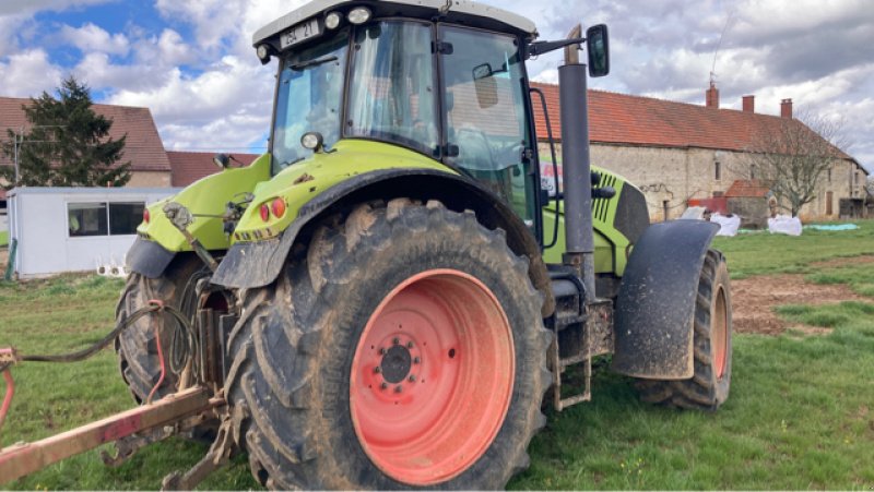 Traktor van het type CLAAS AXION 820, Gebrauchtmaschine in Channes (Foto 5)