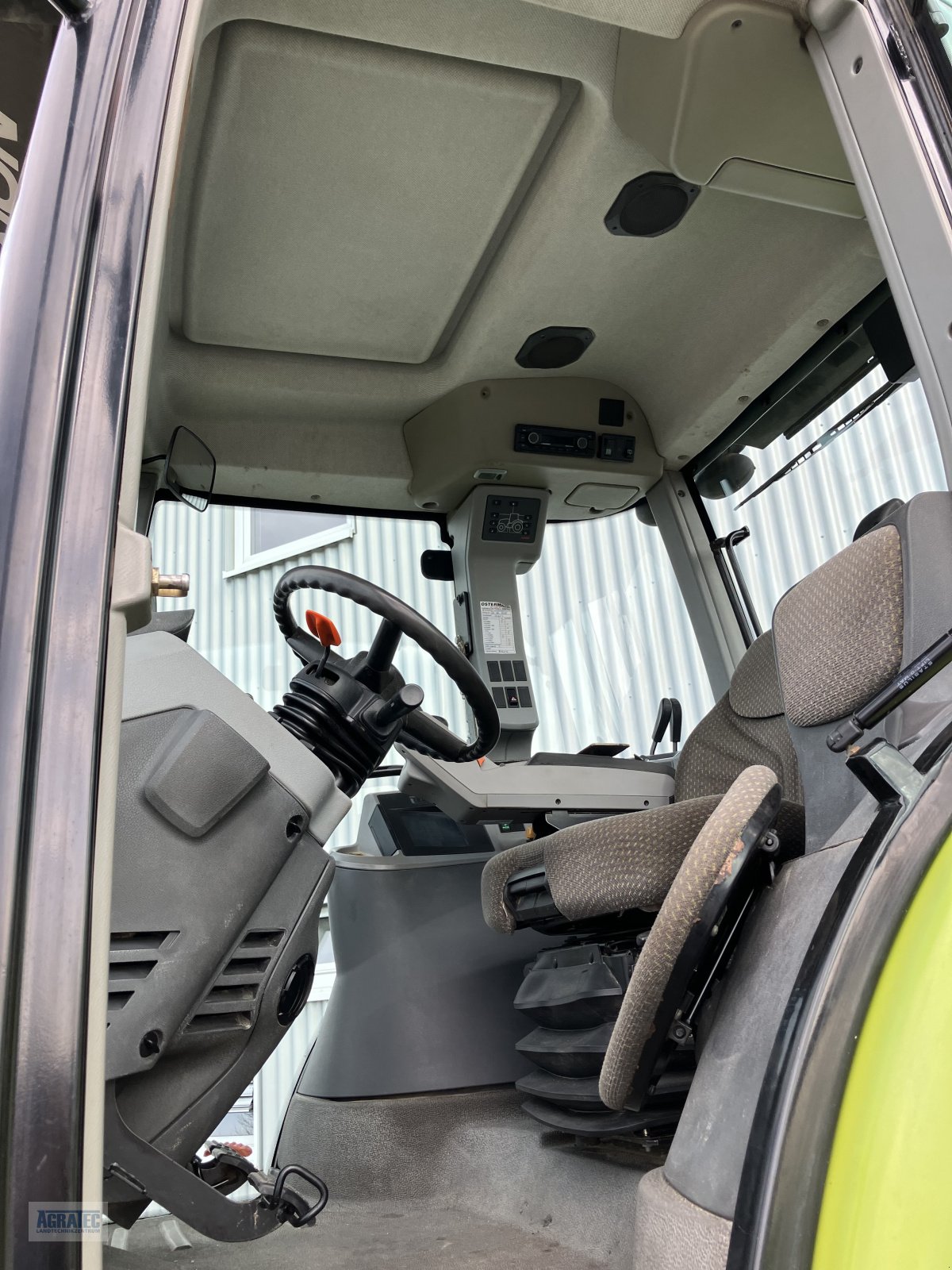 Traktor del tipo CLAAS Axion 820, Gebrauchtmaschine en Salching bei Straubing (Imagen 14)