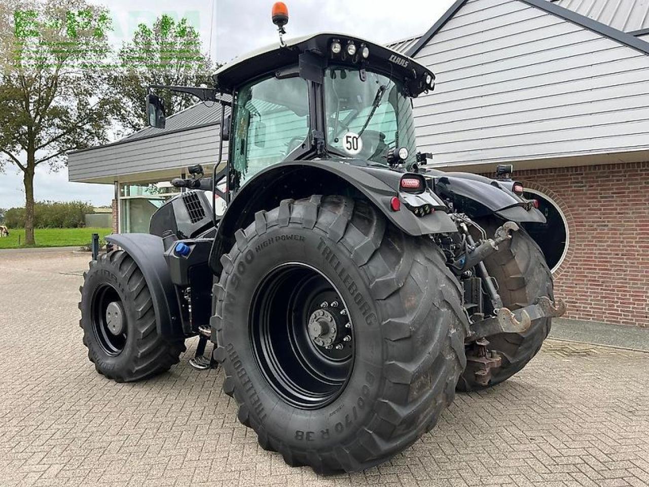 Traktor of the type CLAAS axion 830 c-matic CMATIC, Gebrauchtmaschine in ag BROEKLAND (Picture 3)