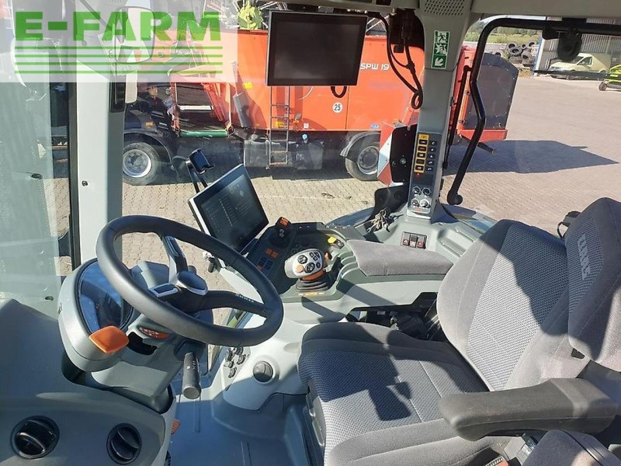 Traktor typu CLAAS axion 830* cemis 1200 rtk, Gebrauchtmaschine w NEUENDORF AM SPECK (Zdjęcie 3)