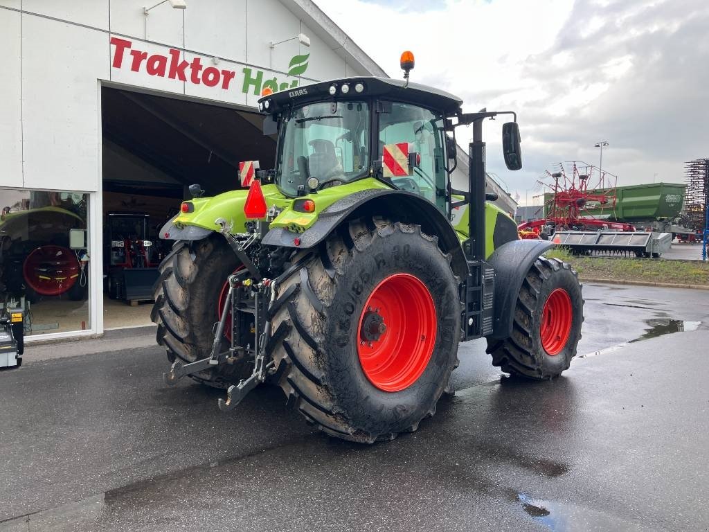 Traktor от тип CLAAS AXION 830 CIS+, Gebrauchtmaschine в Brønderslev (Снимка 4)