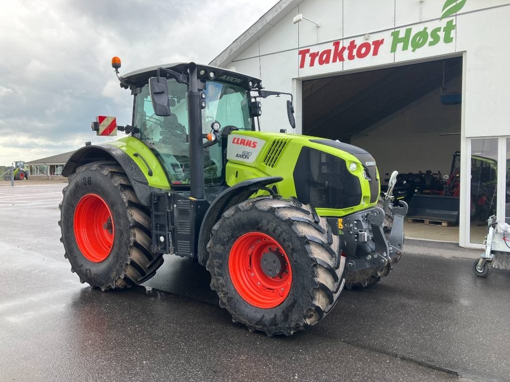 Traktor от тип CLAAS AXION 830 CIS+, Gebrauchtmaschine в Brønderslev (Снимка 3)