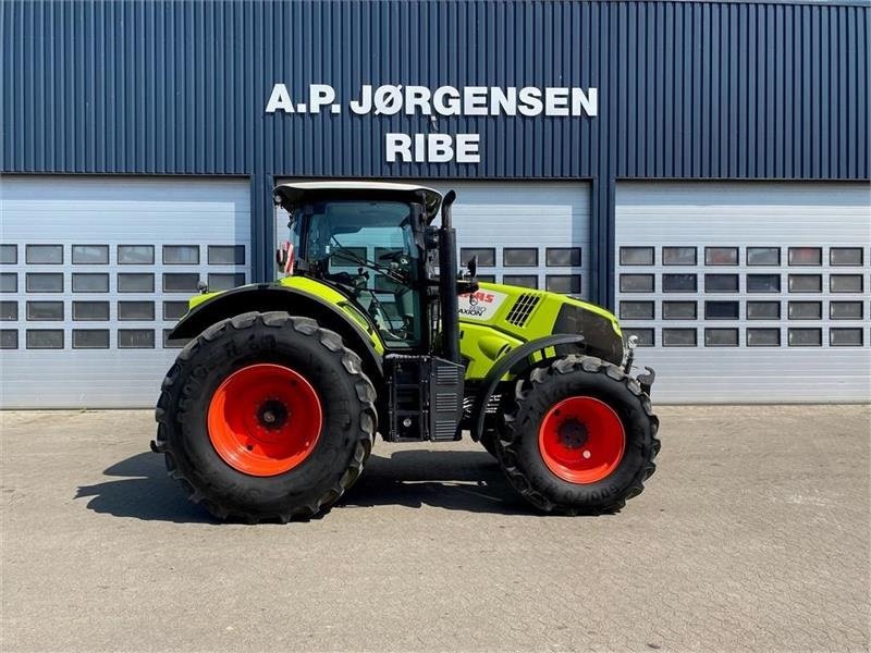 Traktor tip CLAAS AXION 830 CIS + Med Front PTO, Gebrauchtmaschine in Ribe (Poză 1)