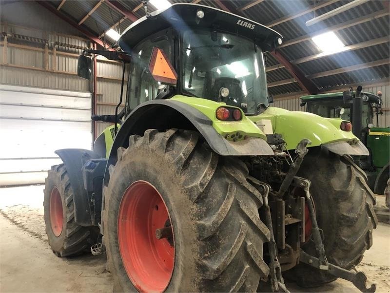 Traktor du type CLAAS AXION 830 CIS, Gebrauchtmaschine en Hinnerup (Photo 4)