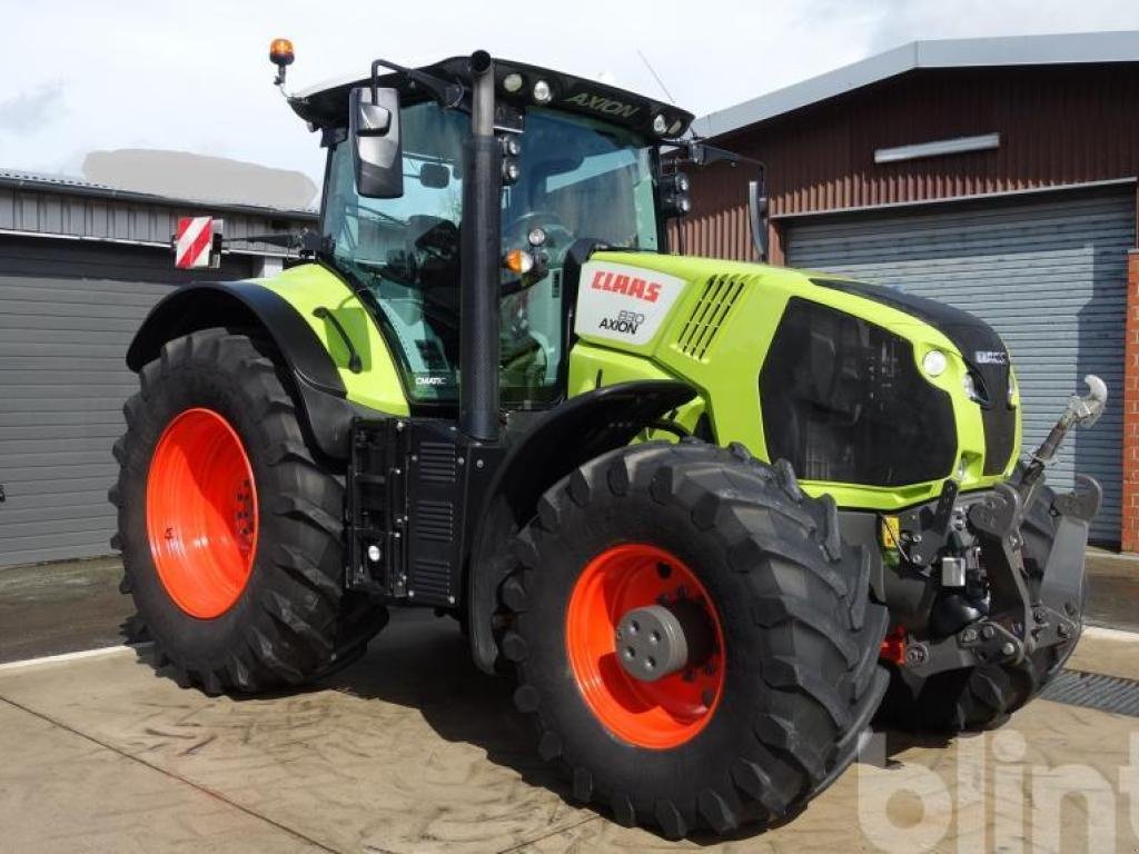 Traktor типа CLAAS Axion 830 Cmatic CIS+, Gebrauchtmaschine в Düsseldorf (Фотография 1)