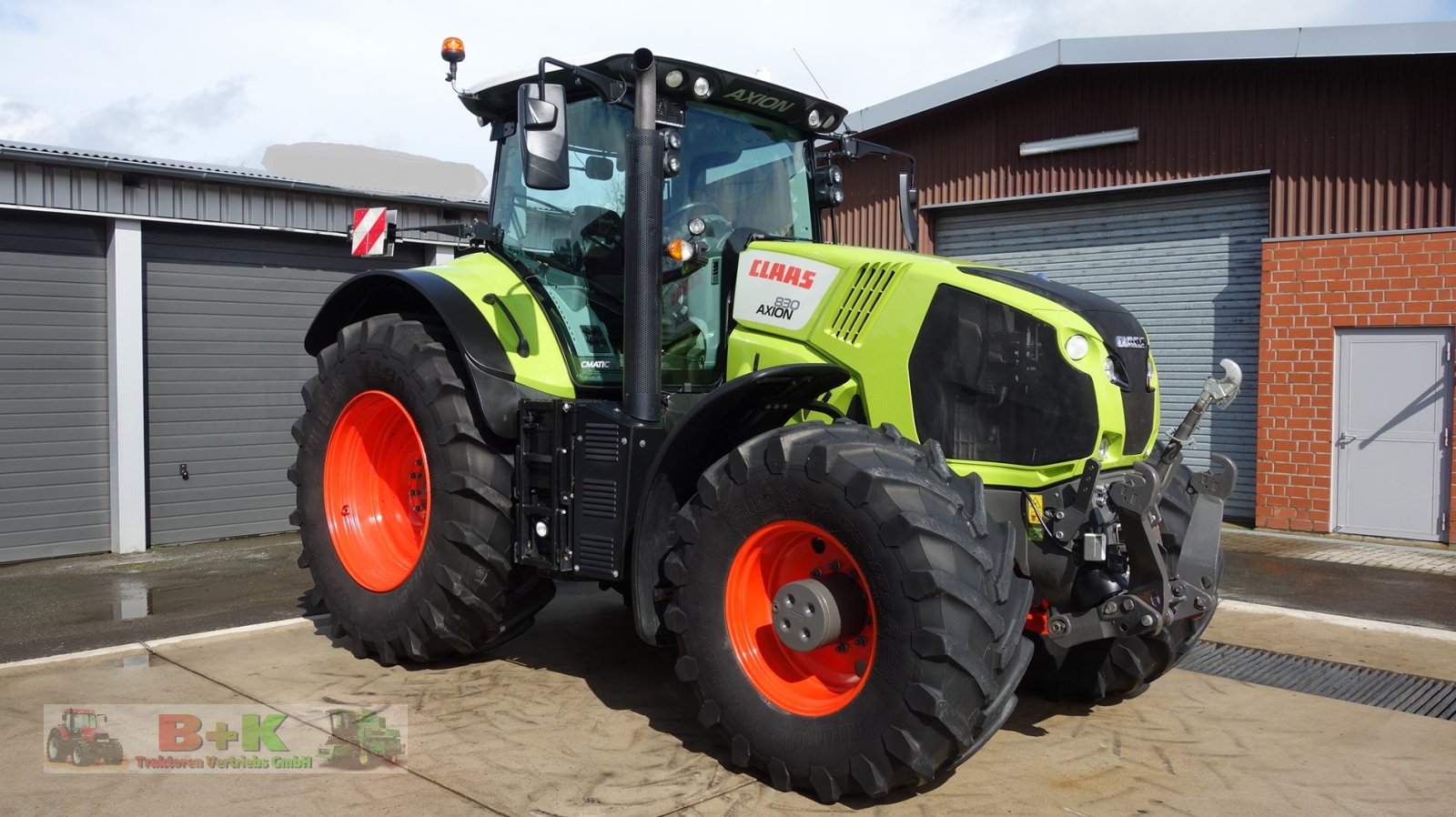 Traktor van het type CLAAS Axion 830 CMATIC CIS+, Gebrauchtmaschine in Kettenkamp (Foto 3)