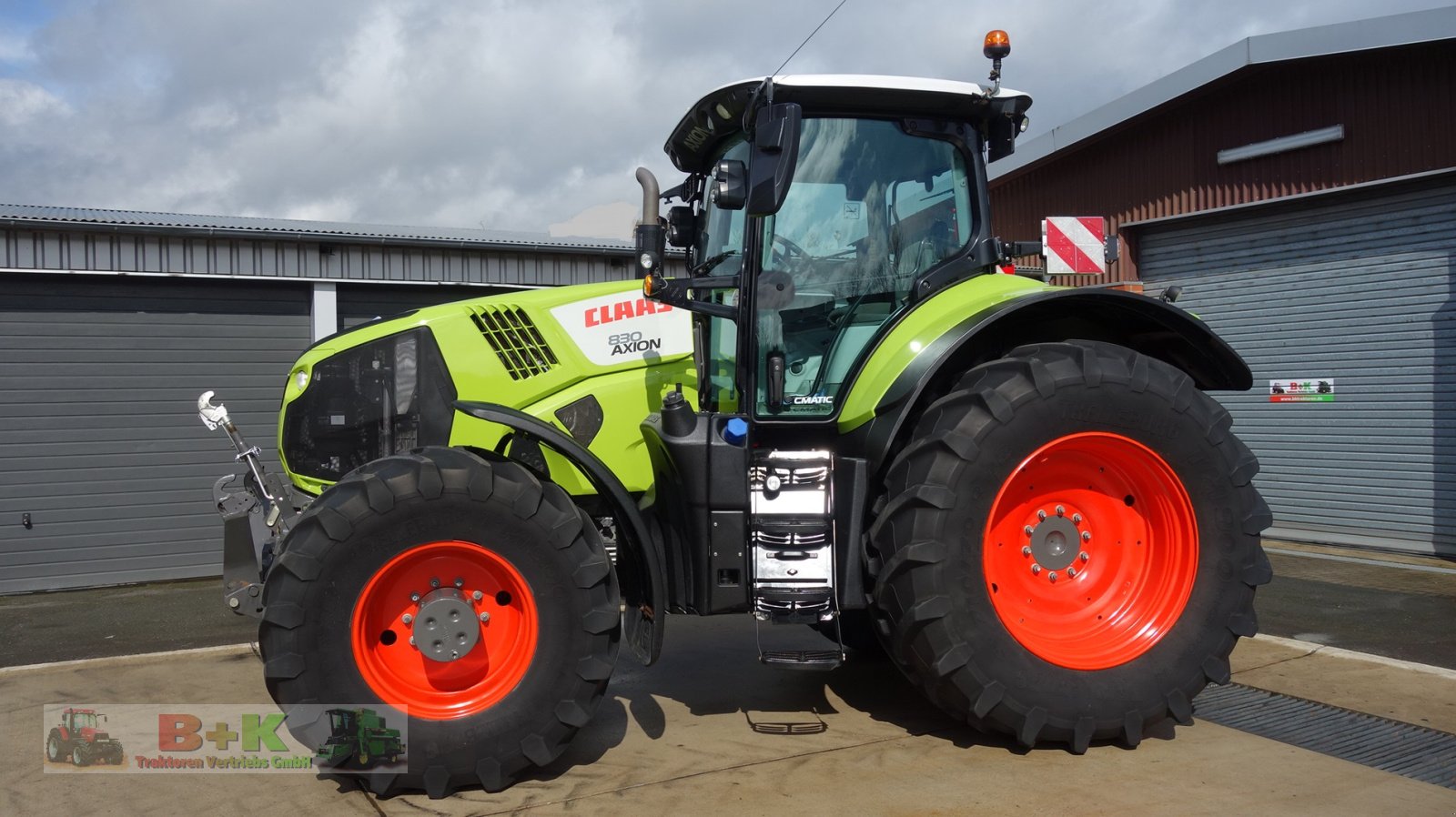 Traktor du type CLAAS Axion 830 CMATIC CIS+, Gebrauchtmaschine en Kettenkamp (Photo 2)