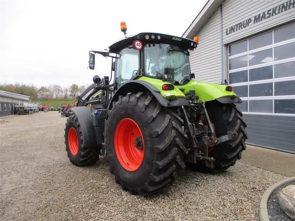 Traktor des Typs CLAAS AXION 830 CMATIC Med frontlæsser, Gebrauchtmaschine in Lintrup (Bild 3)