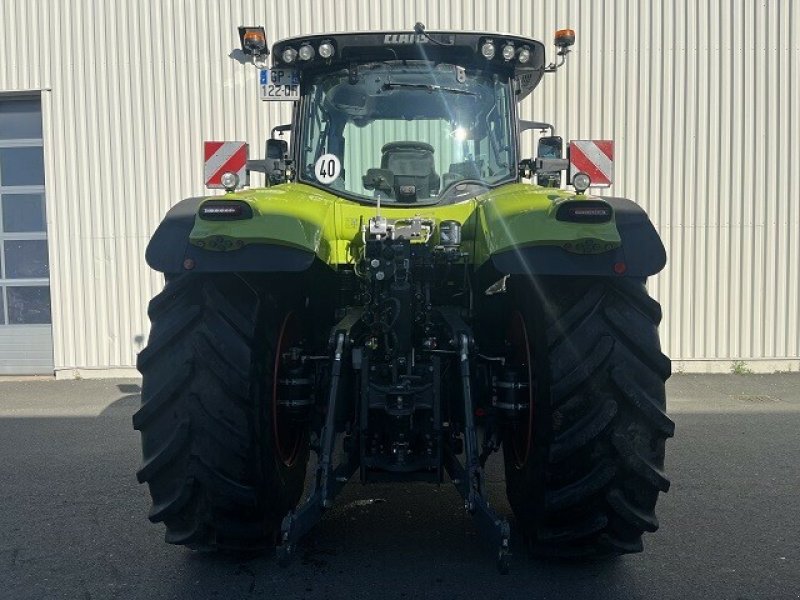 Traktor des Typs CLAAS AXION 830 CMATIC S5 TRADITION, Gebrauchtmaschine in Feurs (Bild 6)