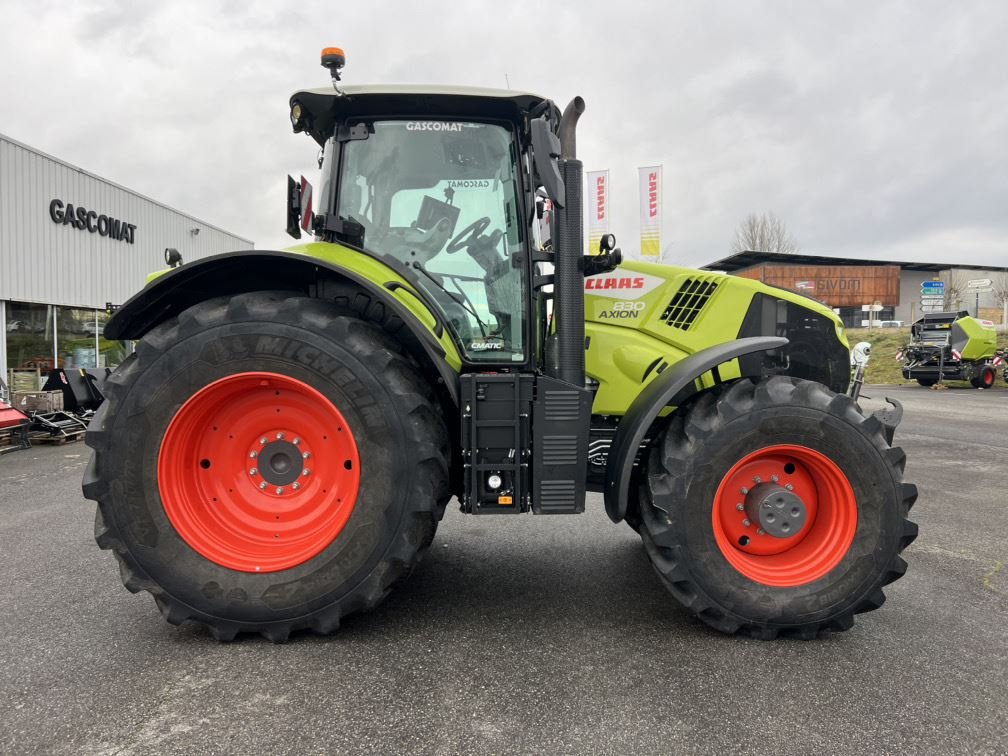 Traktor des Typs CLAAS AXION 830 CMATIC - Stage V Location, Gebrauchtmaschine in Aubiet (Bild 4)