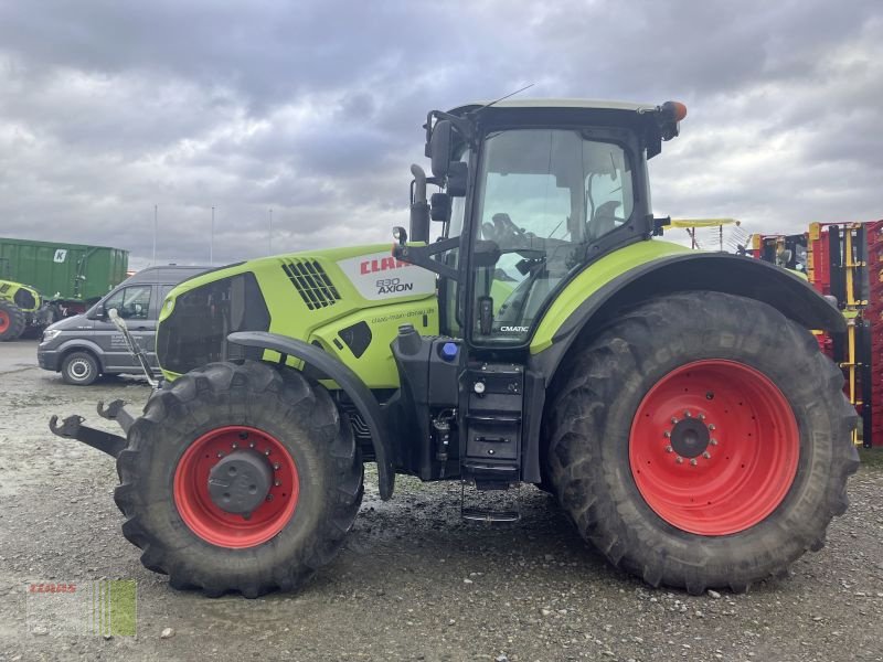 Traktor типа CLAAS AXION 830 CMATIC, Gebrauchtmaschine в Gollhofen