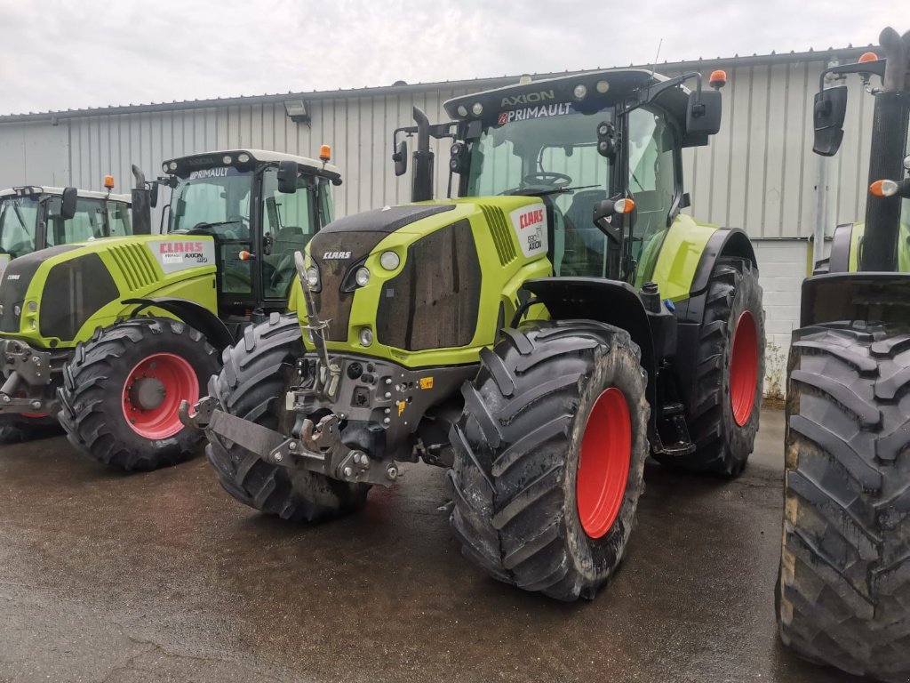 Traktor des Typs CLAAS AXION 830, Gebrauchtmaschine in Marolles (Bild 3)