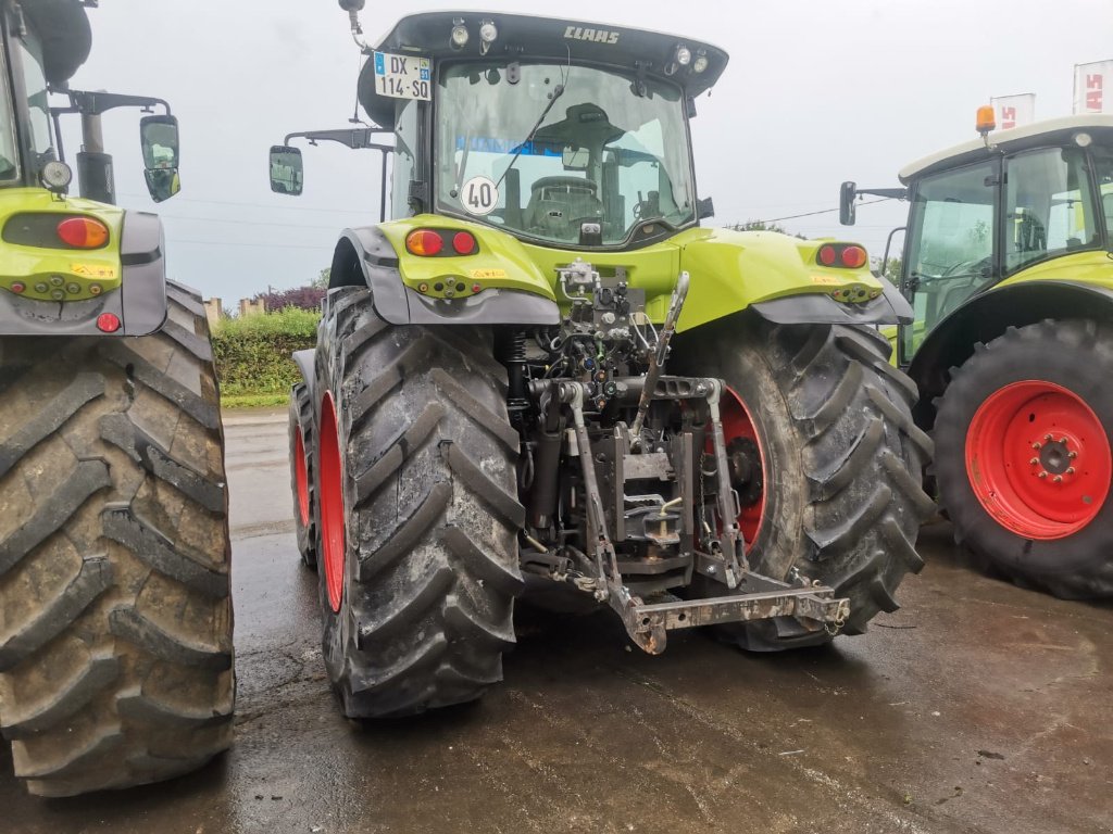 Traktor tip CLAAS AXION 830, Gebrauchtmaschine in Marolles (Poză 7)