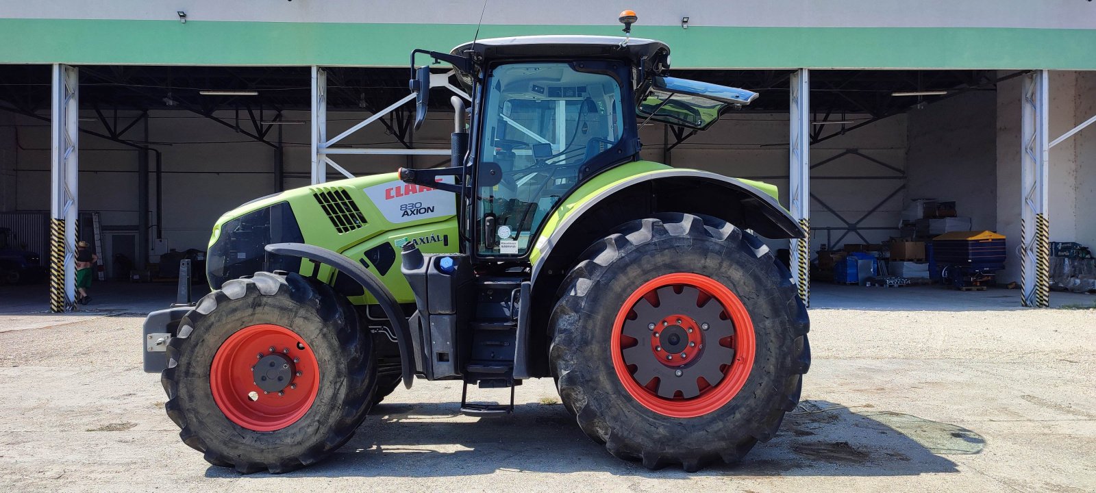 Traktor typu CLAAS Axion 830, Gebrauchtmaschine v Zlatná na Ostrove (Obrázek 1)