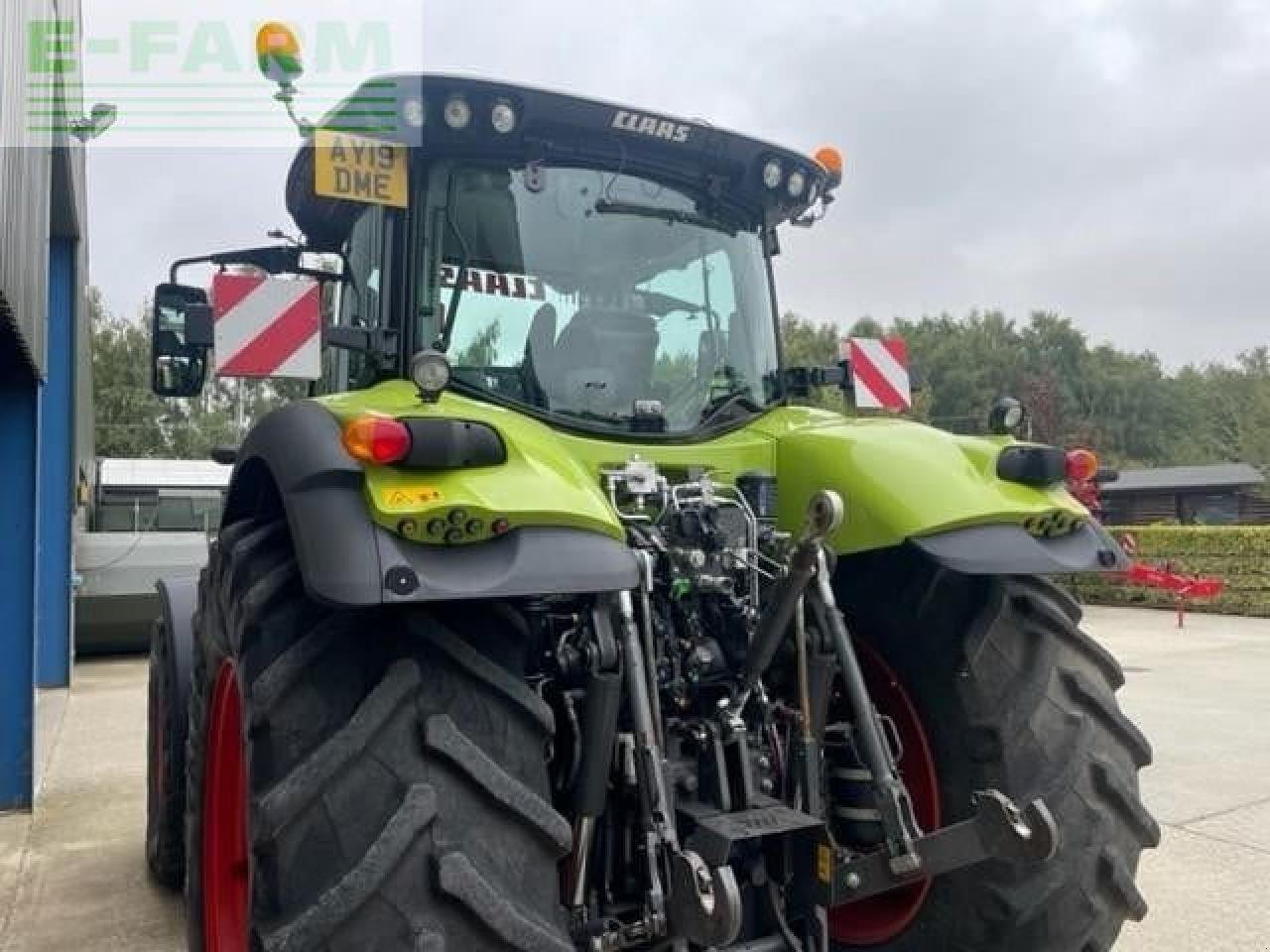 Traktor типа CLAAS AXION 830, Gebrauchtmaschine в LUTON (Фотография 4)