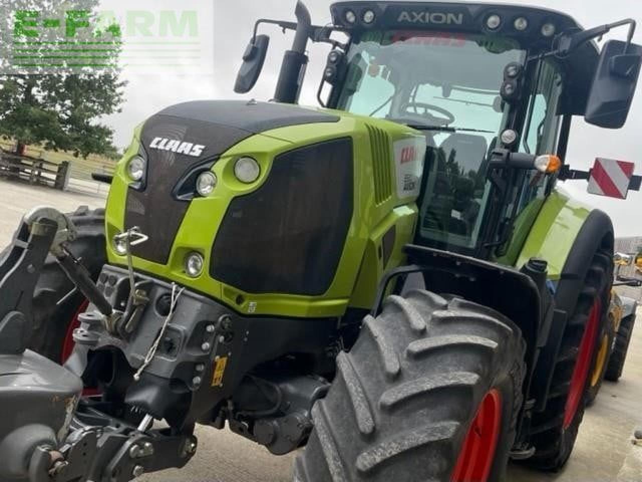 Traktor типа CLAAS AXION 830, Gebrauchtmaschine в LUTON (Фотография 8)