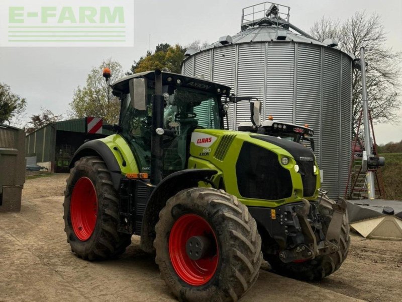 Traktor tip CLAAS AXION 830, Gebrauchtmaschine in WILBERFOSS, YORK (Poză 1)