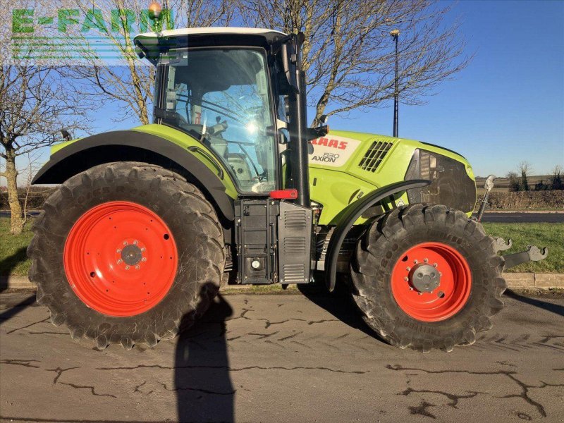 Traktor typu CLAAS AXION 830, Gebrauchtmaschine w RETFORD (Zdjęcie 1)