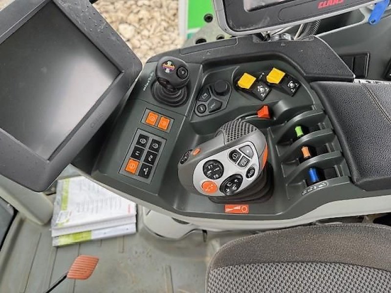 Traktor typu CLAAS Axion 830, Gebrauchtmaschine w Eppingen (Zdjęcie 17)