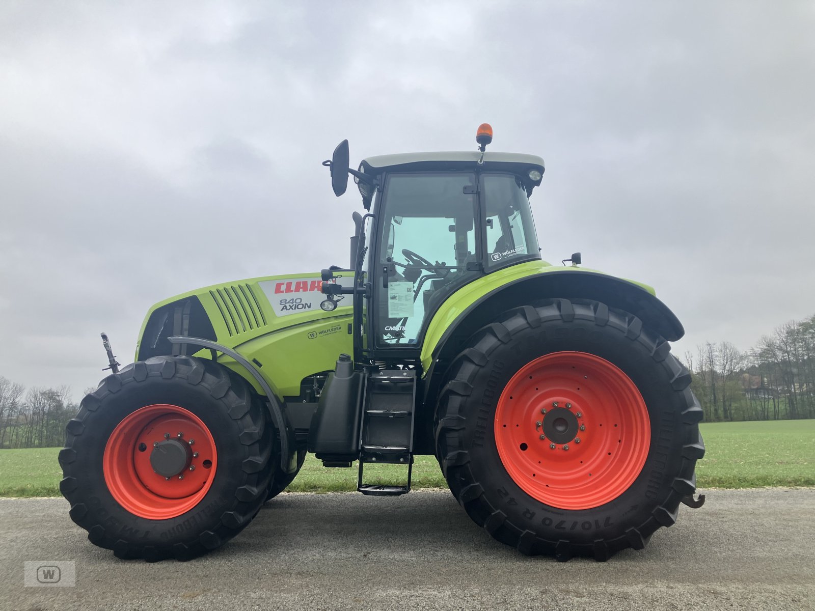 Traktor des Typs CLAAS Axion 840 C-MATIC, Gebrauchtmaschine in Zell an der Pram (Bild 5)