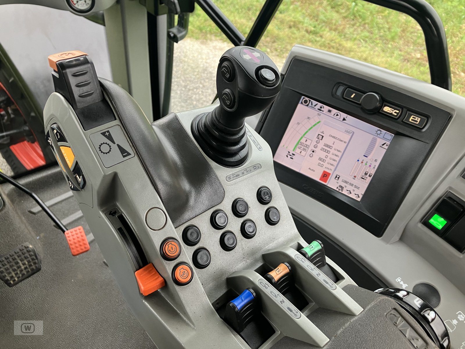 Traktor a típus CLAAS Axion 840 C-MATIC, Gebrauchtmaschine ekkor: Zell an der Pram (Kép 23)