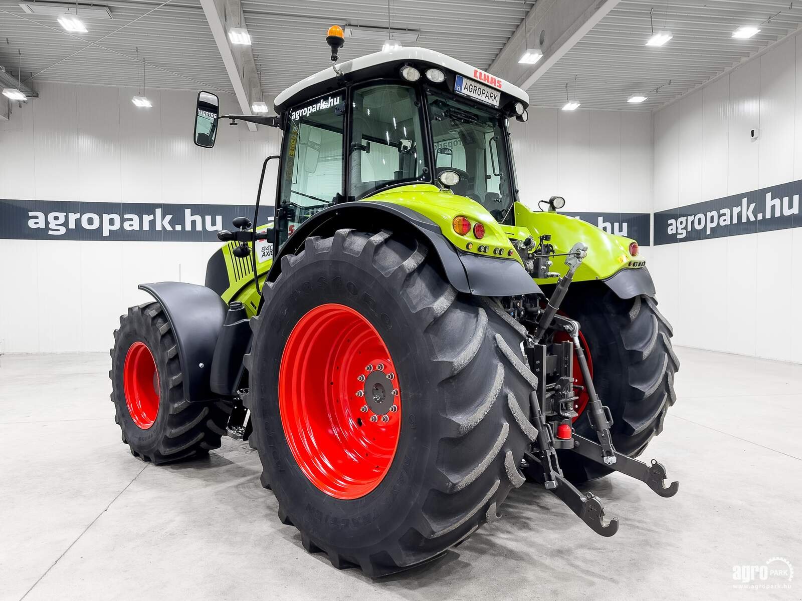 Traktor van het type CLAAS Axion 840 CEBIS, Gebrauchtmaschine in Csengele (Foto 4)