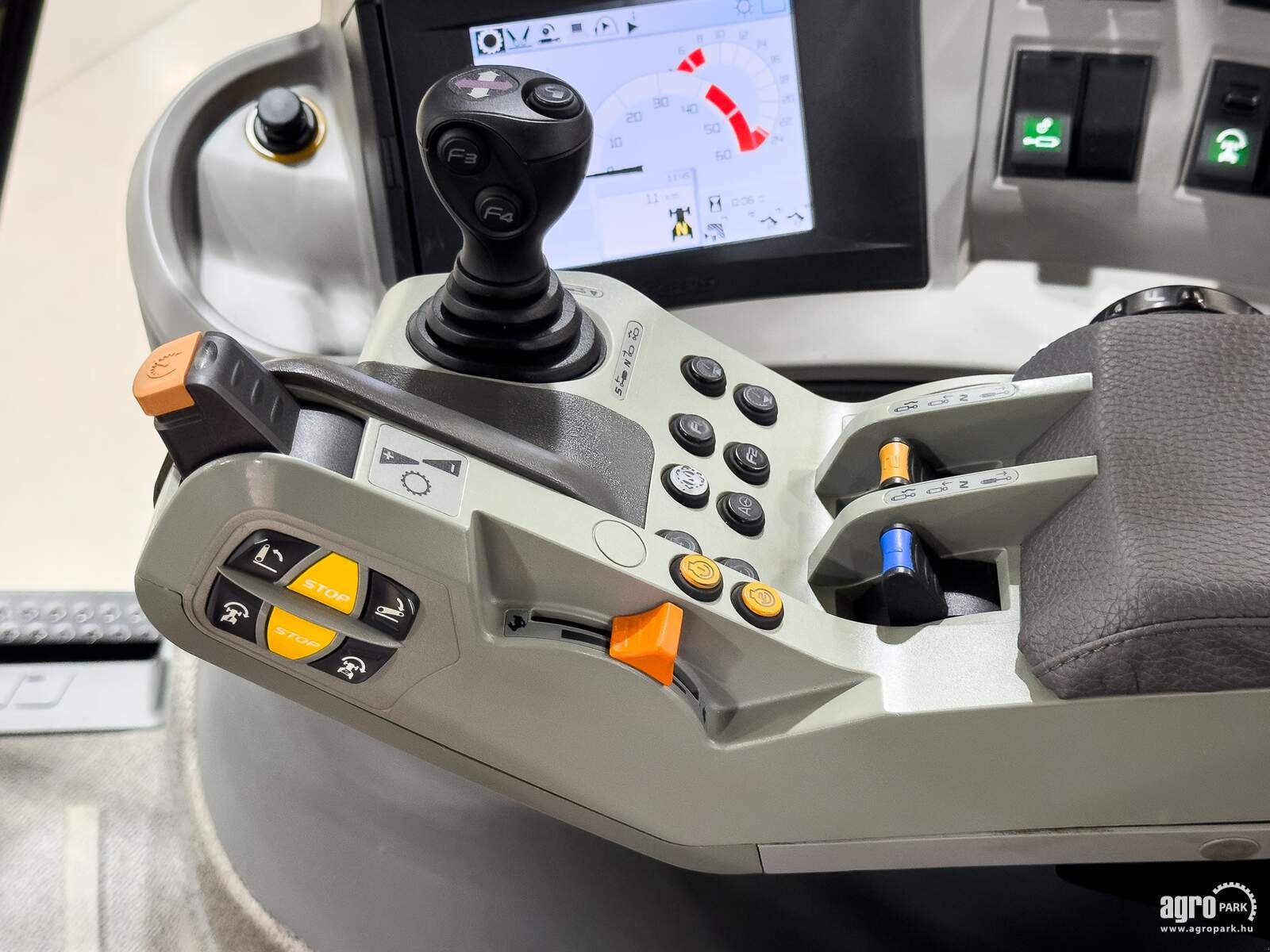 Traktor del tipo CLAAS Axion 840 CEBIS, Gebrauchtmaschine en Csengele (Imagen 14)