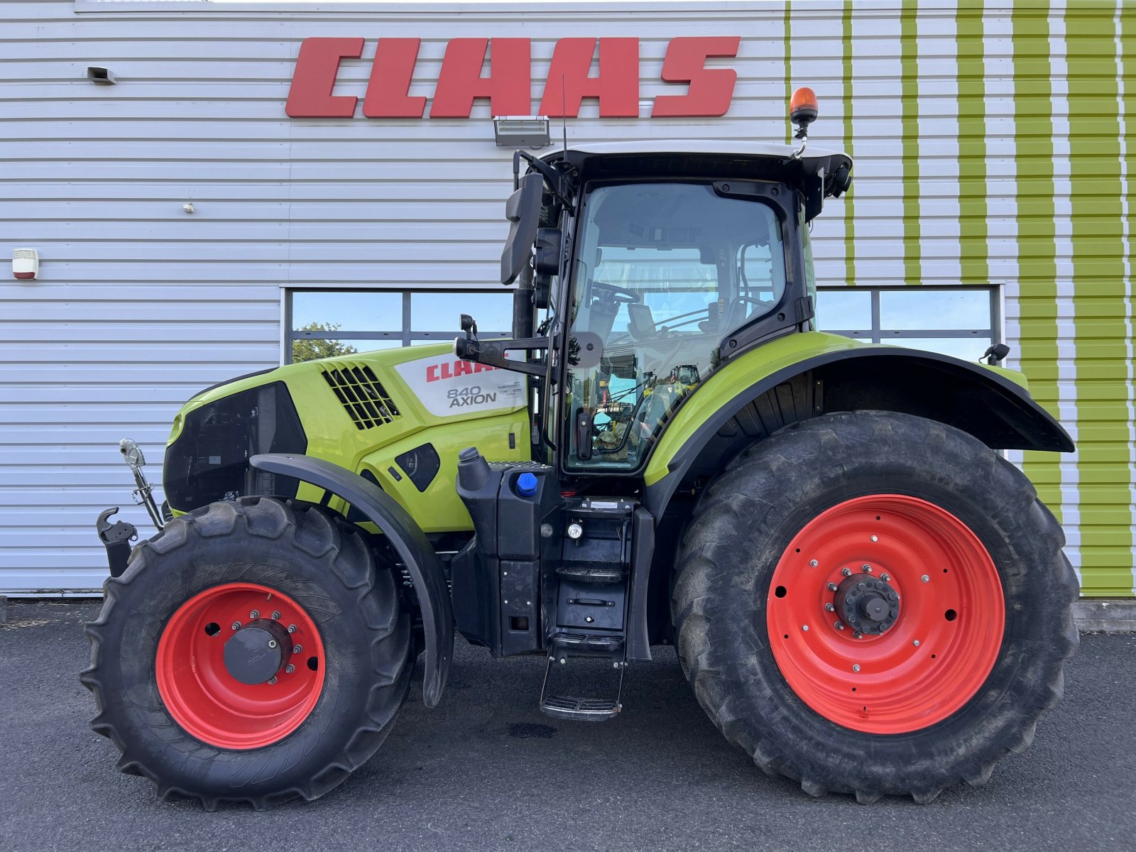 Traktor typu CLAAS AXION 840 CEBIS, Gebrauchtmaschine v Gannat (Obrázok 7)