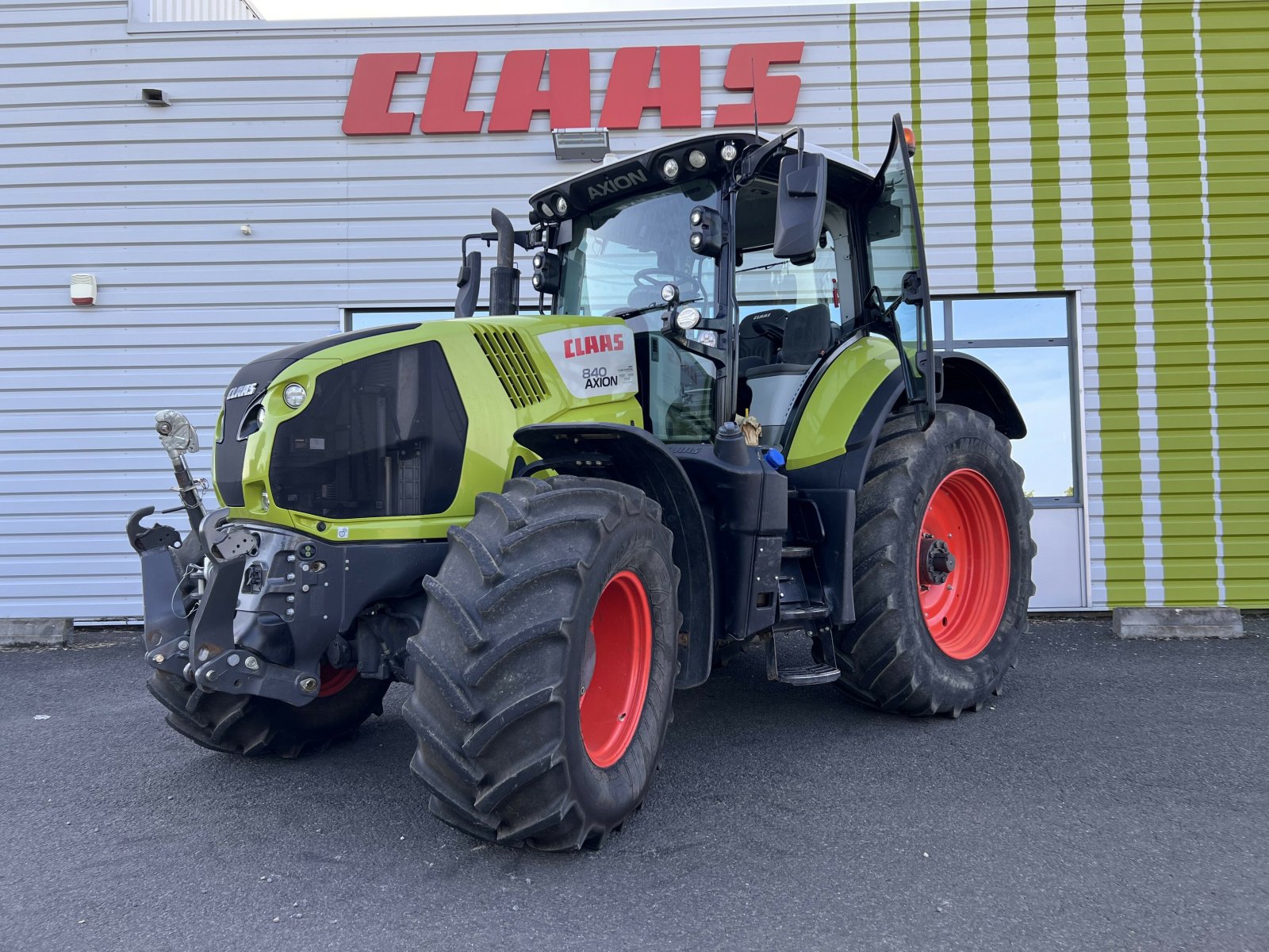 Traktor van het type CLAAS AXION 840 CEBIS, Gebrauchtmaschine in Gannat (Foto 8)