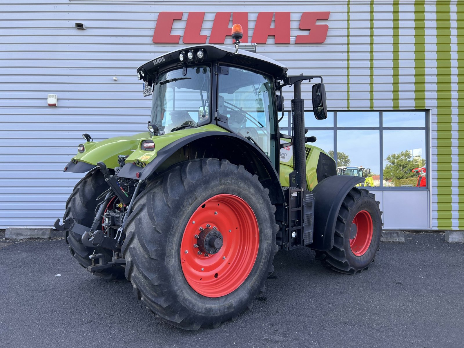 Traktor typu CLAAS AXION 840 CEBIS, Gebrauchtmaschine v Gannat (Obrázek 3)