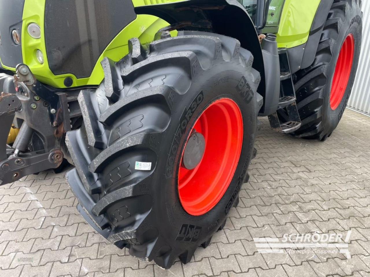 Traktor типа CLAAS AXION 840 CMATIC, Gebrauchtmaschine в Wildeshausen (Фотография 14)