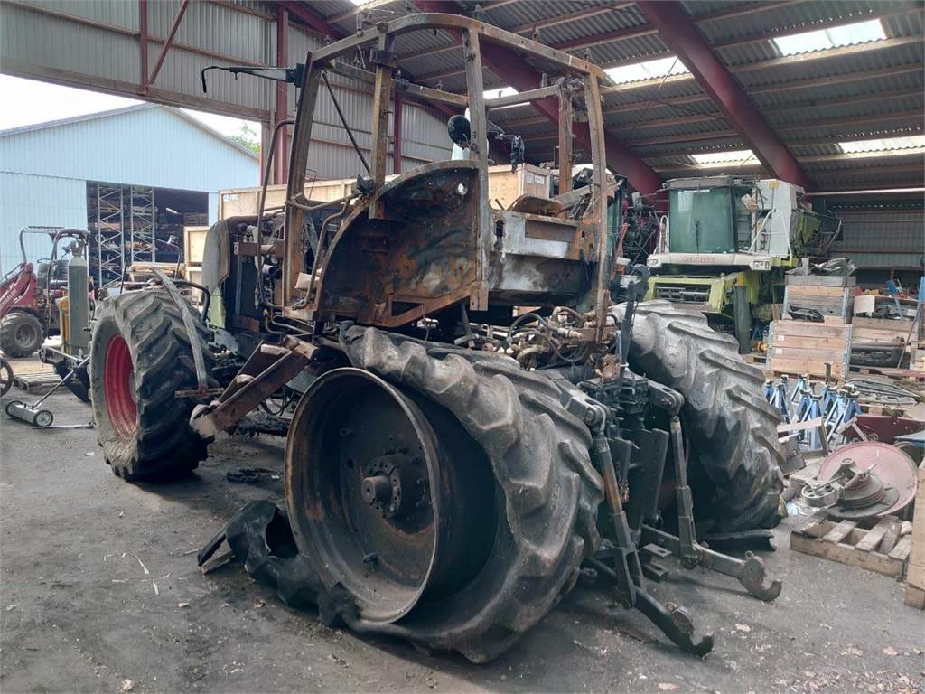 Traktor tip CLAAS Axion 840, Gebrauchtmaschine in Hemmet (Poză 3)