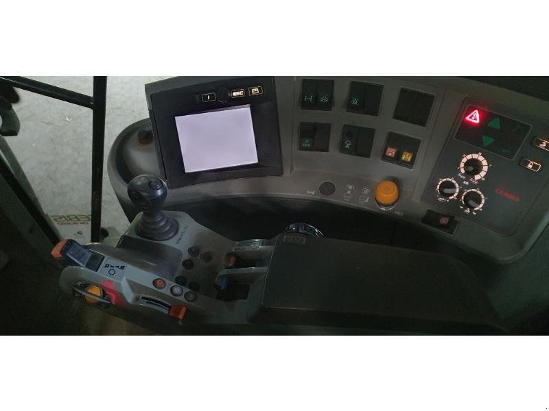 Traktor tipa CLAAS AXION 840, Gebrauchtmaschine u SAINTE-MENEHOULD (Slika 6)