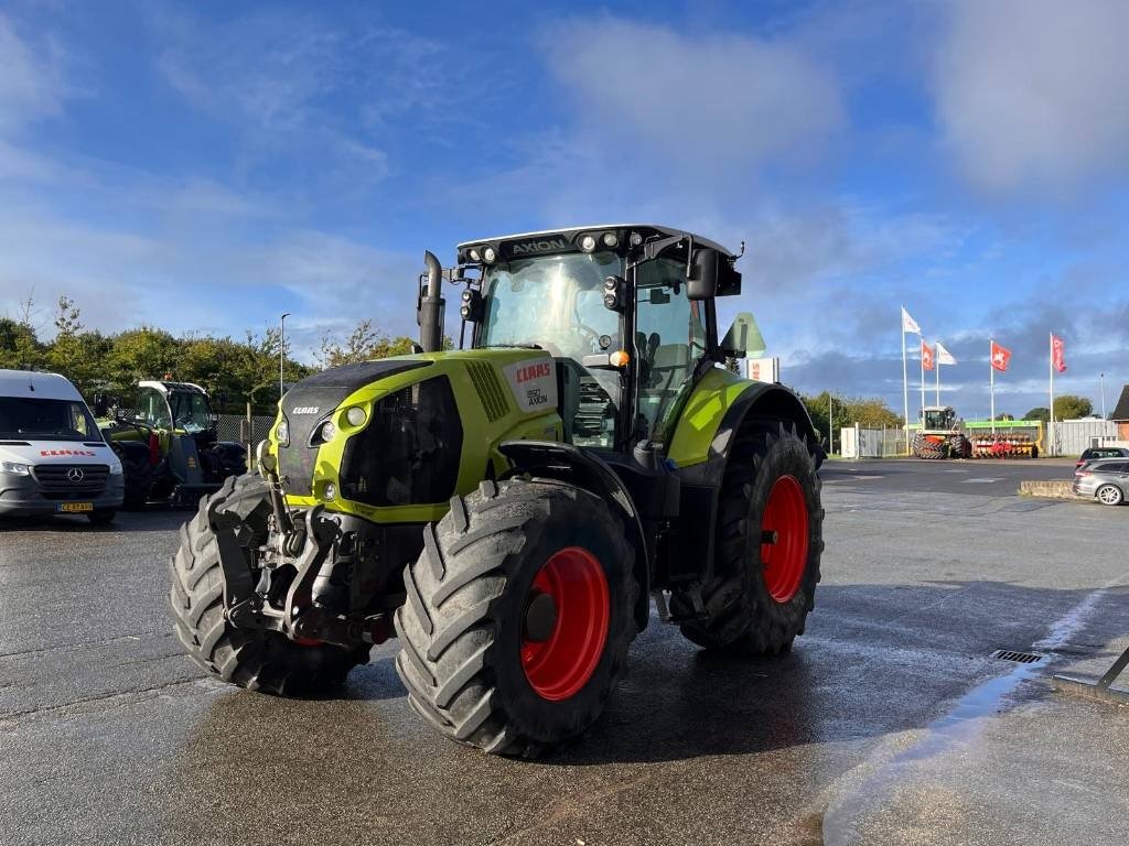 Traktor typu CLAAS AXION 850 CEBIS, Gebrauchtmaschine v Hinnerup (Obrázek 3)