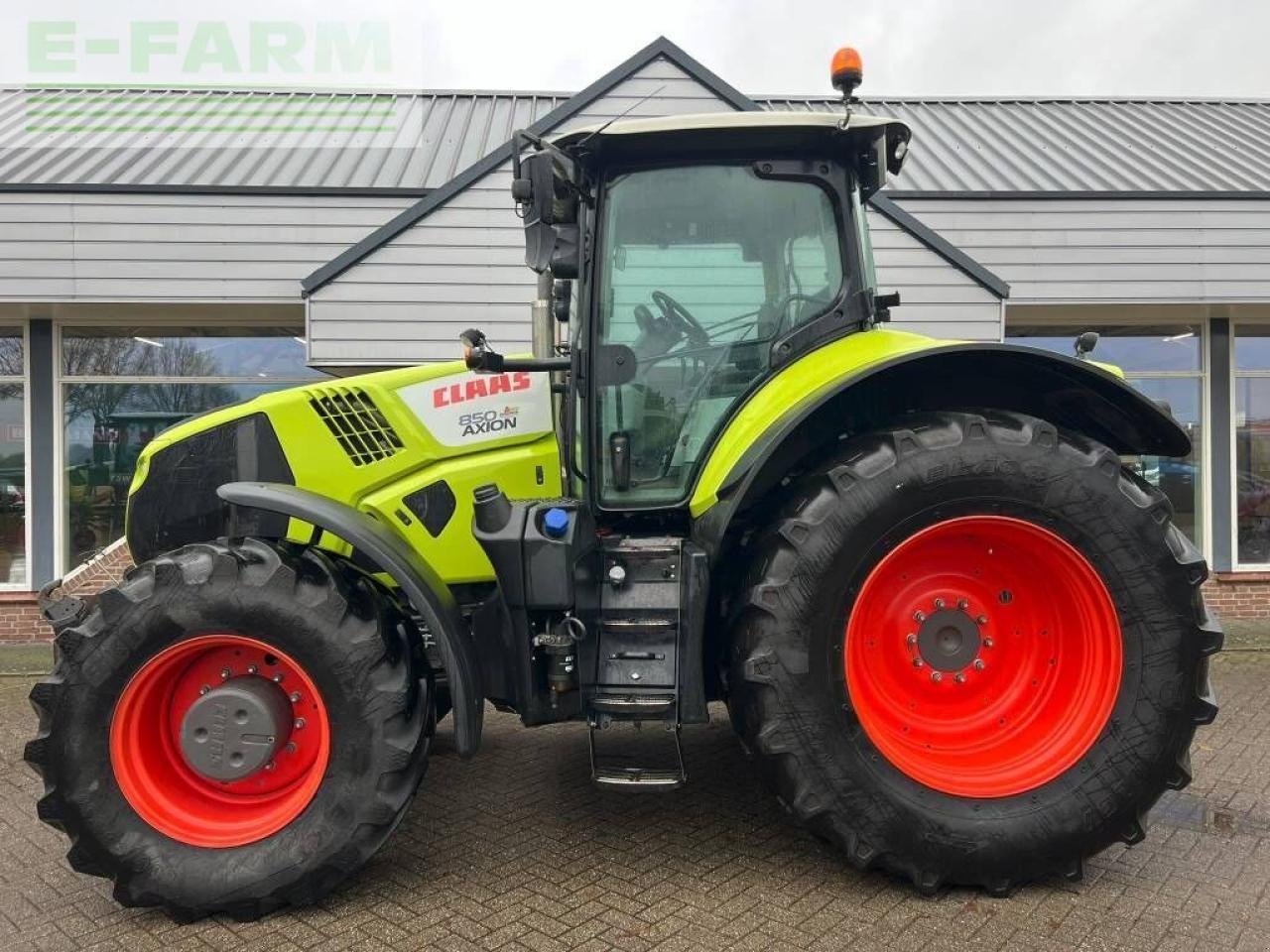 Traktor typu CLAAS axion 850 cebis, Gebrauchtmaschine v ag BROEKLAND (Obrázek 2)