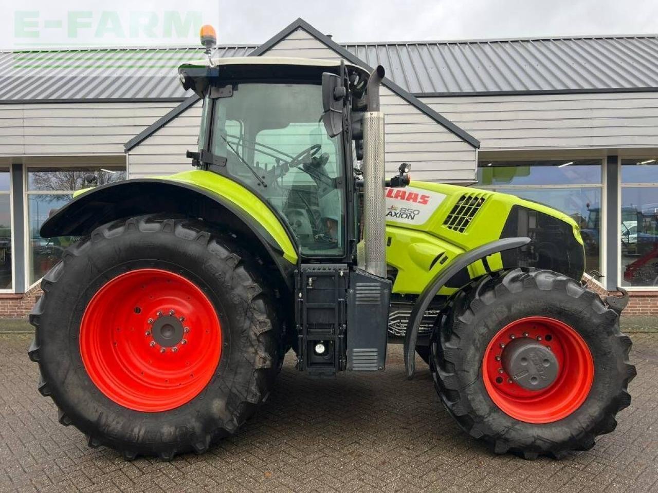 Traktor typu CLAAS axion 850 cebis, Gebrauchtmaschine v ag BROEKLAND (Obrázek 6)