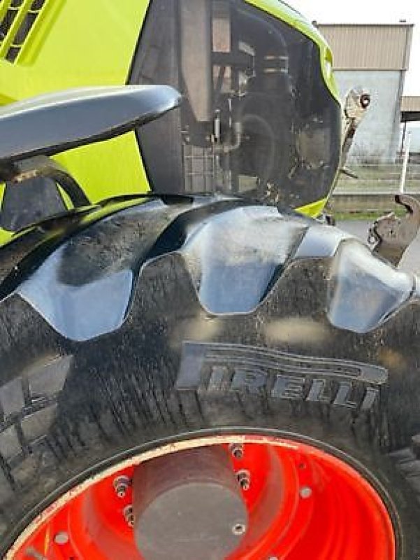 Traktor от тип CLAAS AXION 850 CEBIS, Gebrauchtmaschine в MOISSAC (Снимка 11)