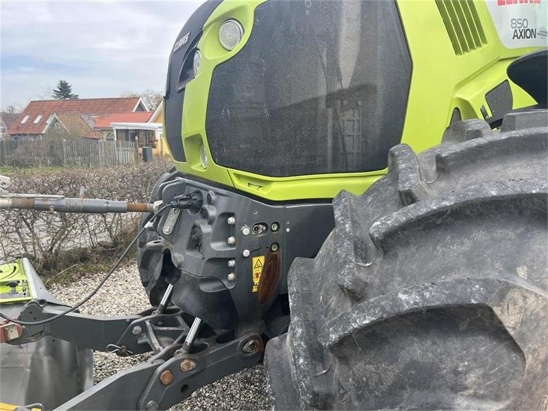 Traktor типа CLAAS AXION 850 CMATIC Nye dæk, Gebrauchtmaschine в Ringe (Фотография 4)