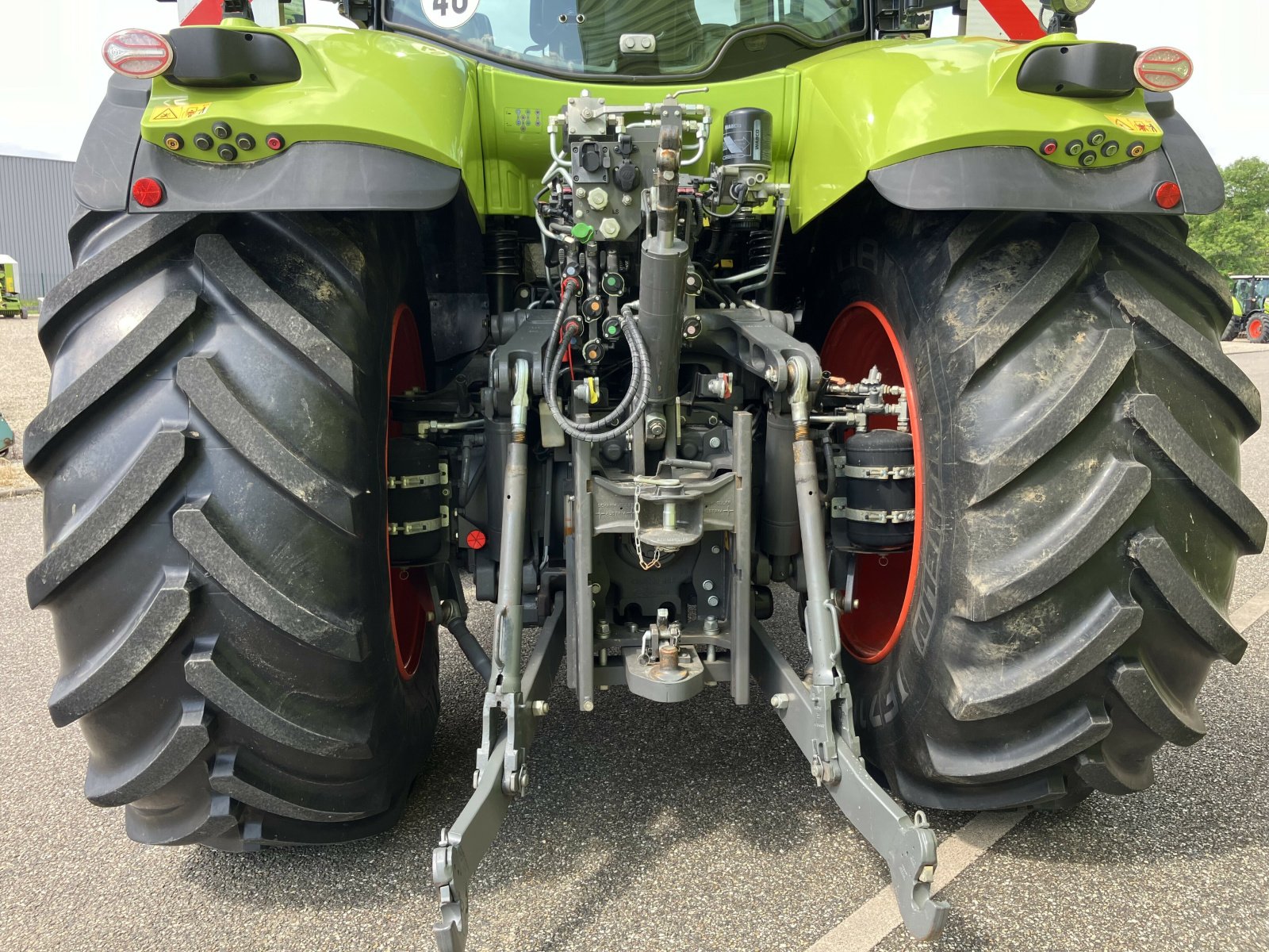 Traktor du type CLAAS AXION 850 CMATIC TELEGONFLAGE, Gebrauchtmaschine en ailias (Photo 3)