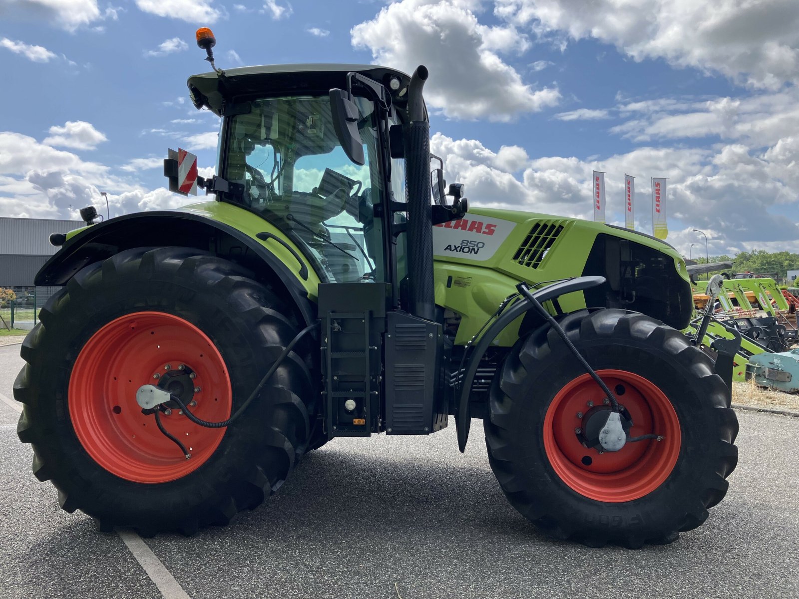 Traktor Türe ait CLAAS AXION 850 CMATIC TELEGONFLAGE, Gebrauchtmaschine içinde ailias (resim 5)