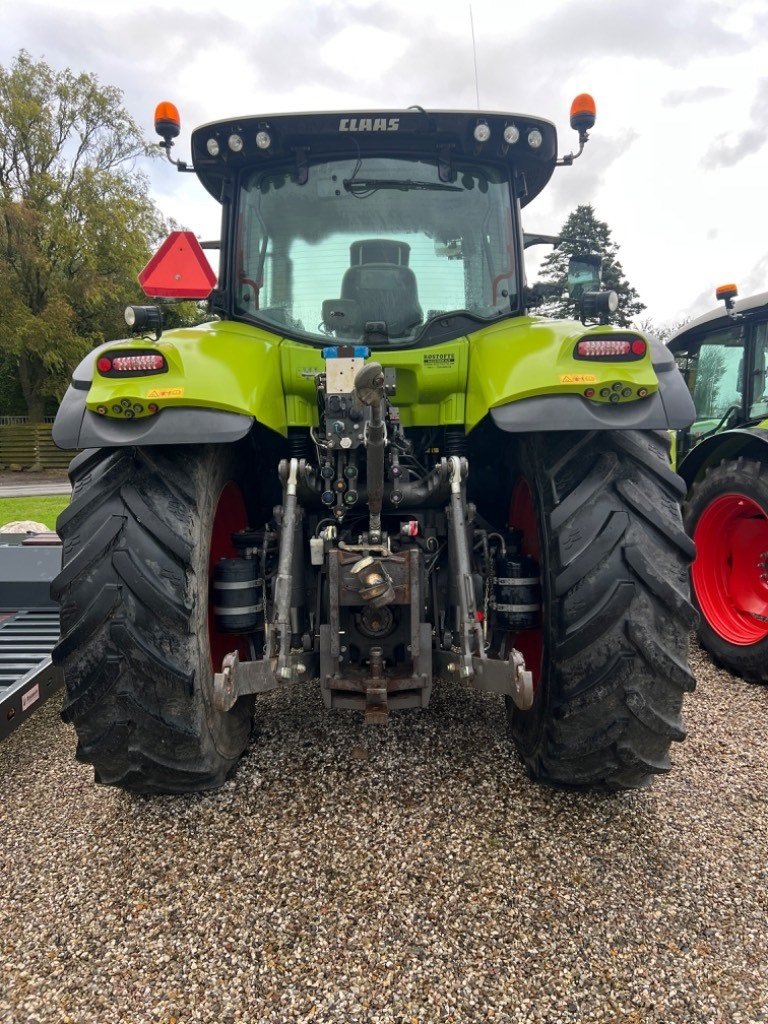 Traktor типа CLAAS Axion 850 Cmatic, Gebrauchtmaschine в Mern (Фотография 6)