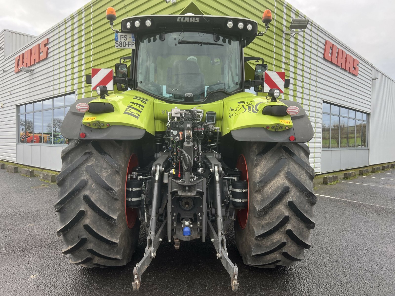 Traktor του τύπου CLAAS AXION 850 CMATIC, Gebrauchtmaschine σε Gannat (Φωτογραφία 4)