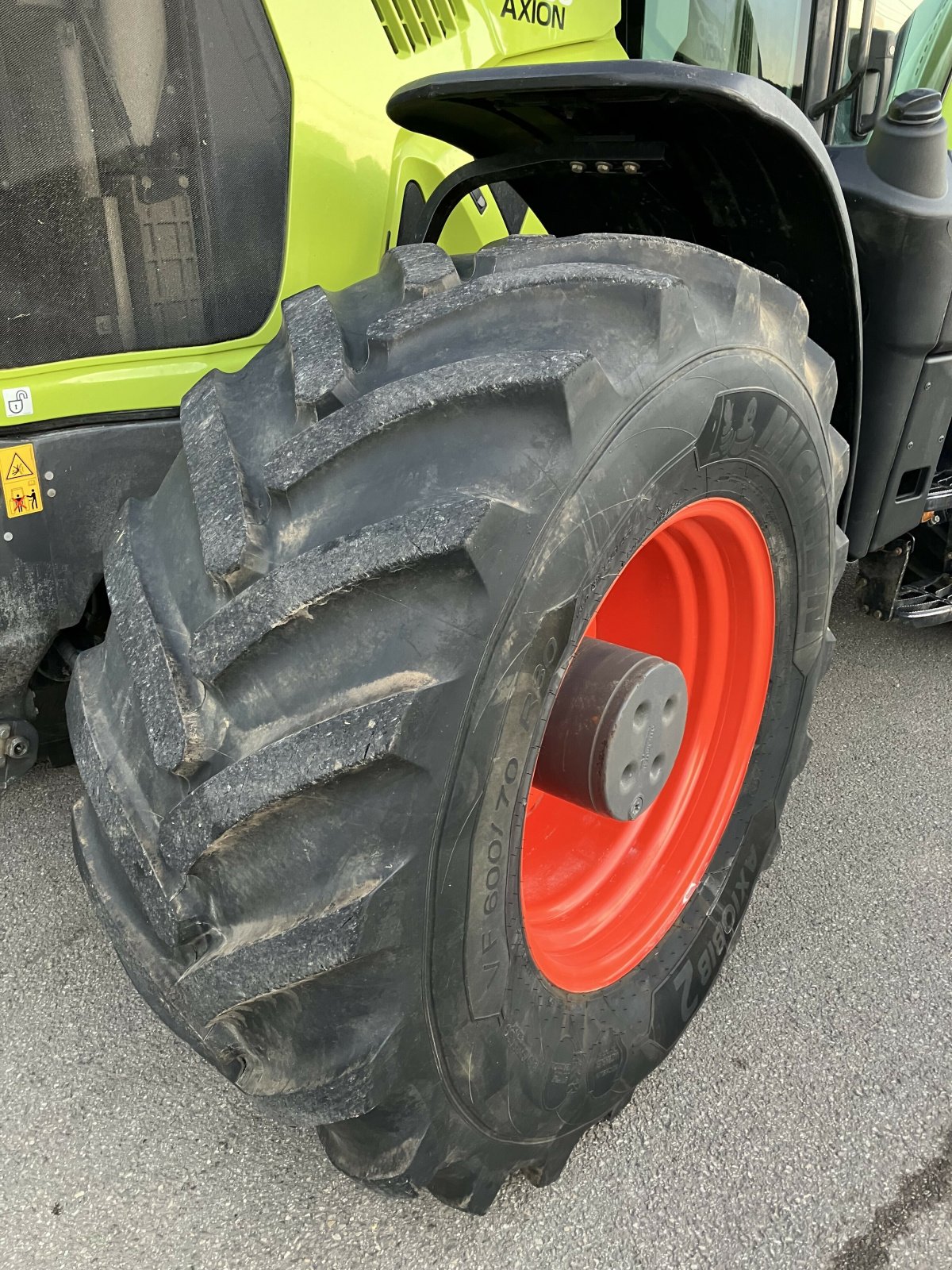 Traktor a típus CLAAS AXION 850 CMATIC, Gebrauchtmaschine ekkor: BLENDECQUES (Kép 5)