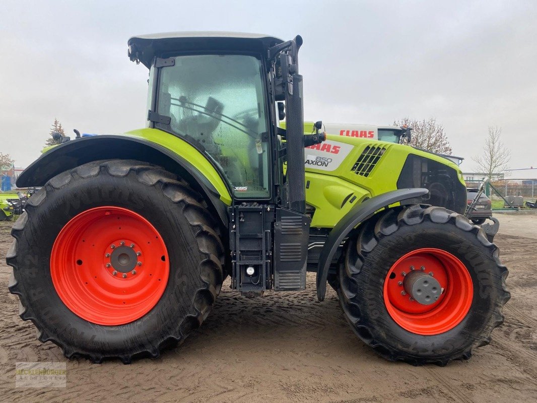 Traktor от тип CLAAS Axion 850 Hexashift, Gebrauchtmaschine в Teterow (Снимка 3)